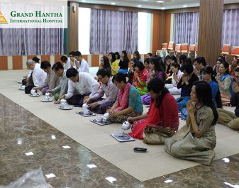 Grand Hantha International Hospital မိသားစုကုသိုလ် အသံမစဲပဌာန်းပွဲ နှင့် ၀ါဆိုသင်္ကန်း ဆပ်ကပ်လှူဒါန်းပွဲ